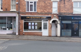 31 Church Street, Rushden, NN10 9YU 