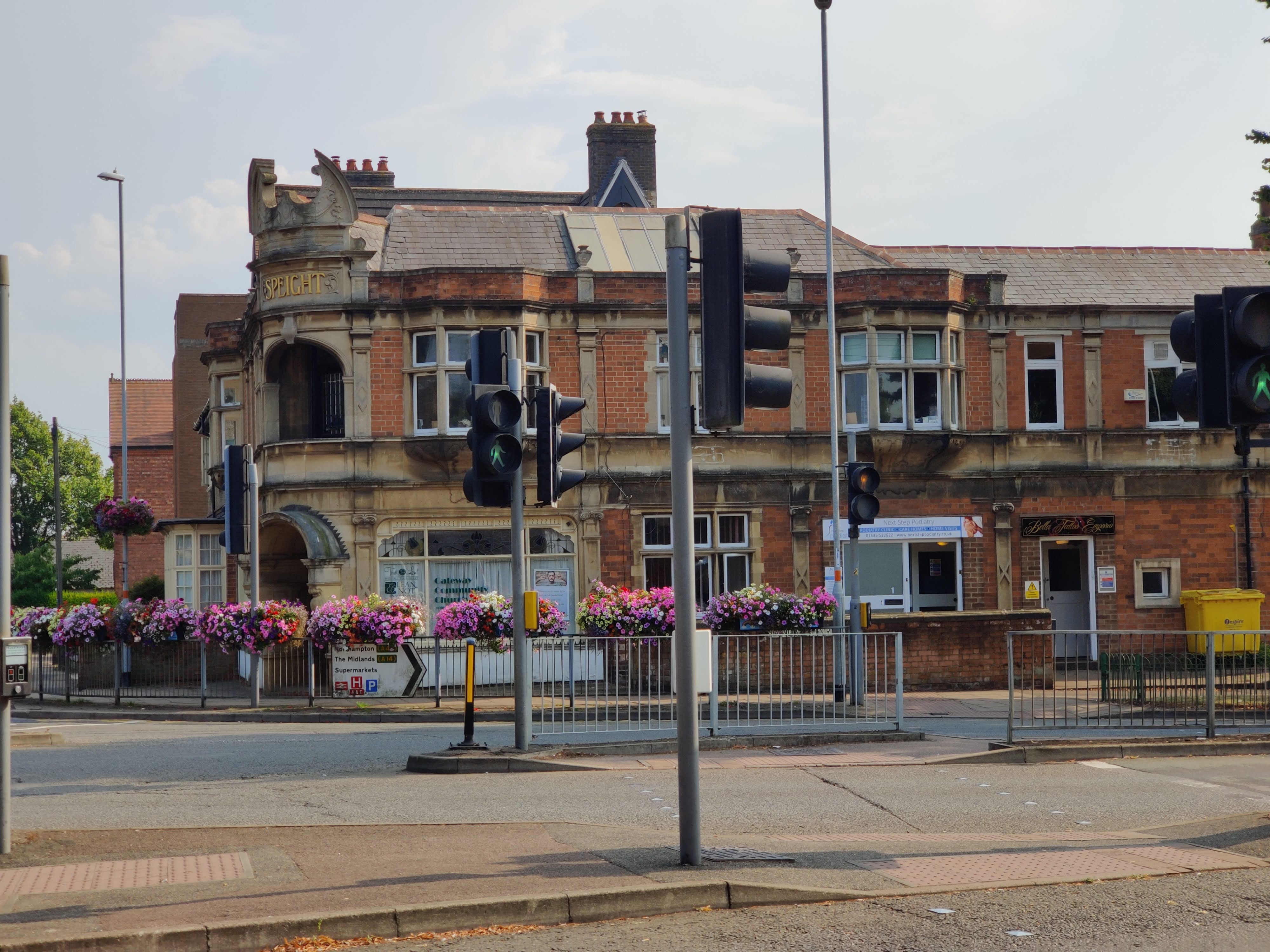42 London Road & 1 - 3 Bowling Green, Kettering 