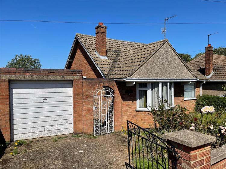 Plumtree Avenue, Wellingborough Property Details Harwoods Property