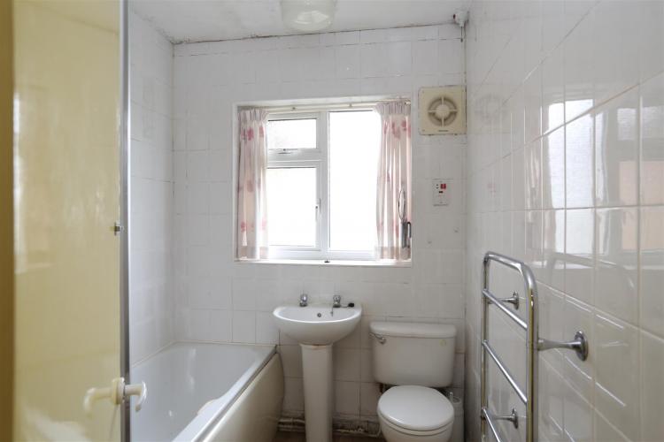 Plumtree Avenue, Wellingborough Property Details Harwoods Property