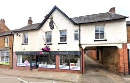 25 High Street